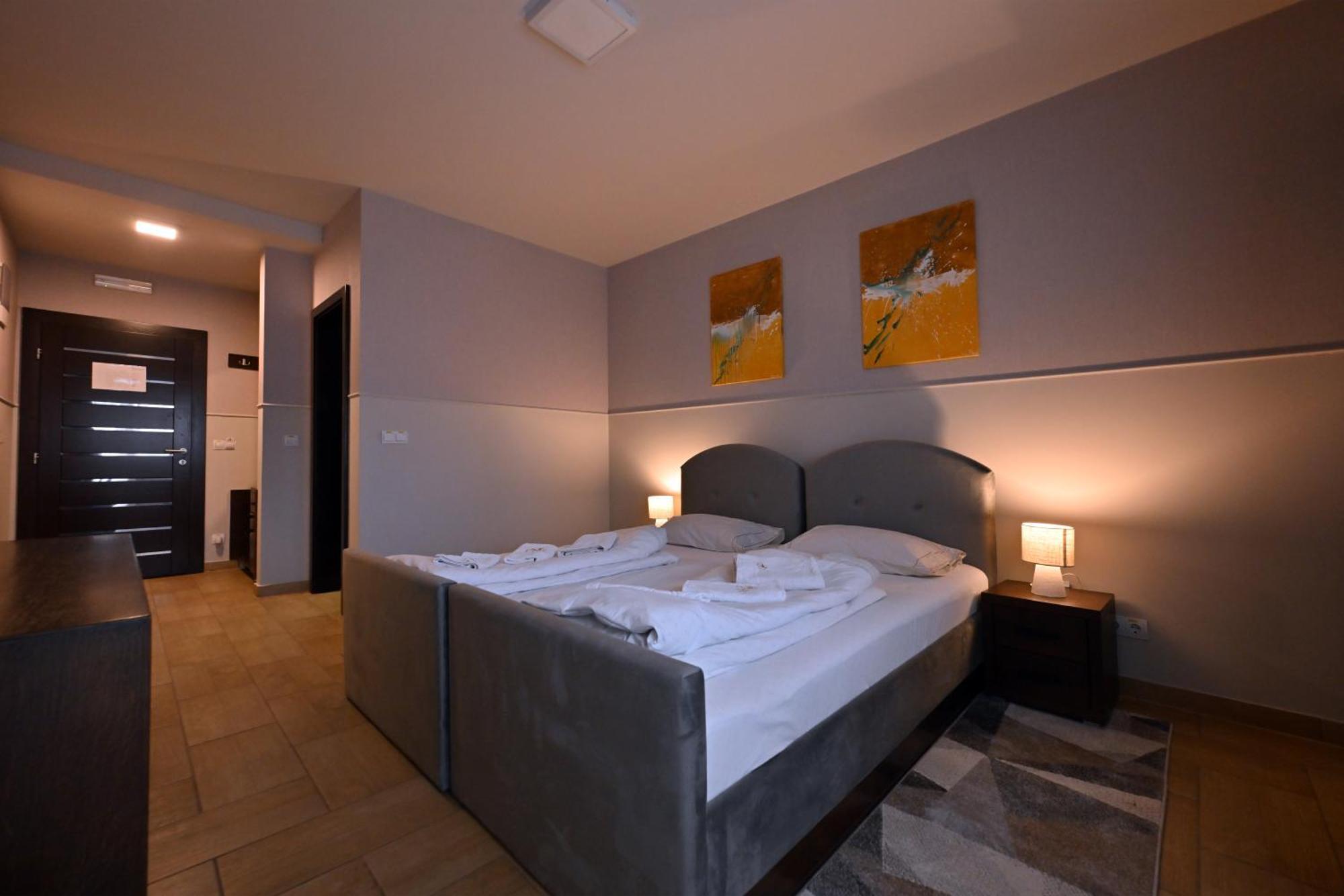 Hotel Lane Sjenica Bagian luar foto